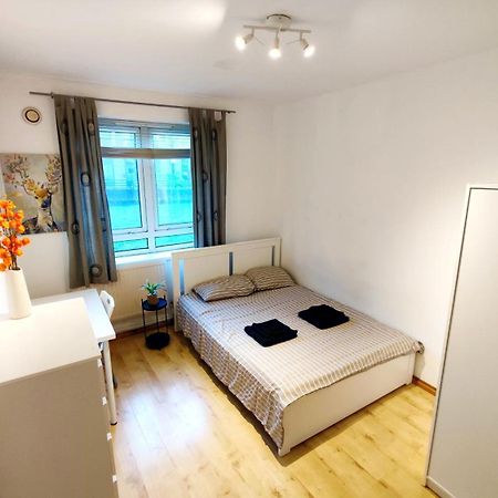 Spacious Flat With 2 To 3 Bedrooms In Central London Eksteriør billede